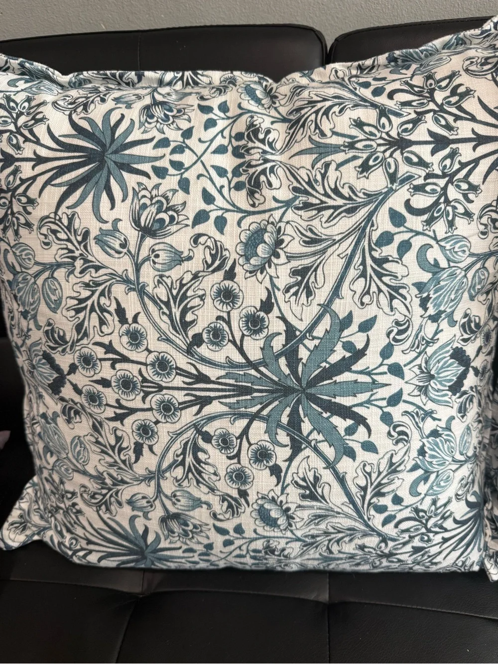 Morris & Co. stylish blue
